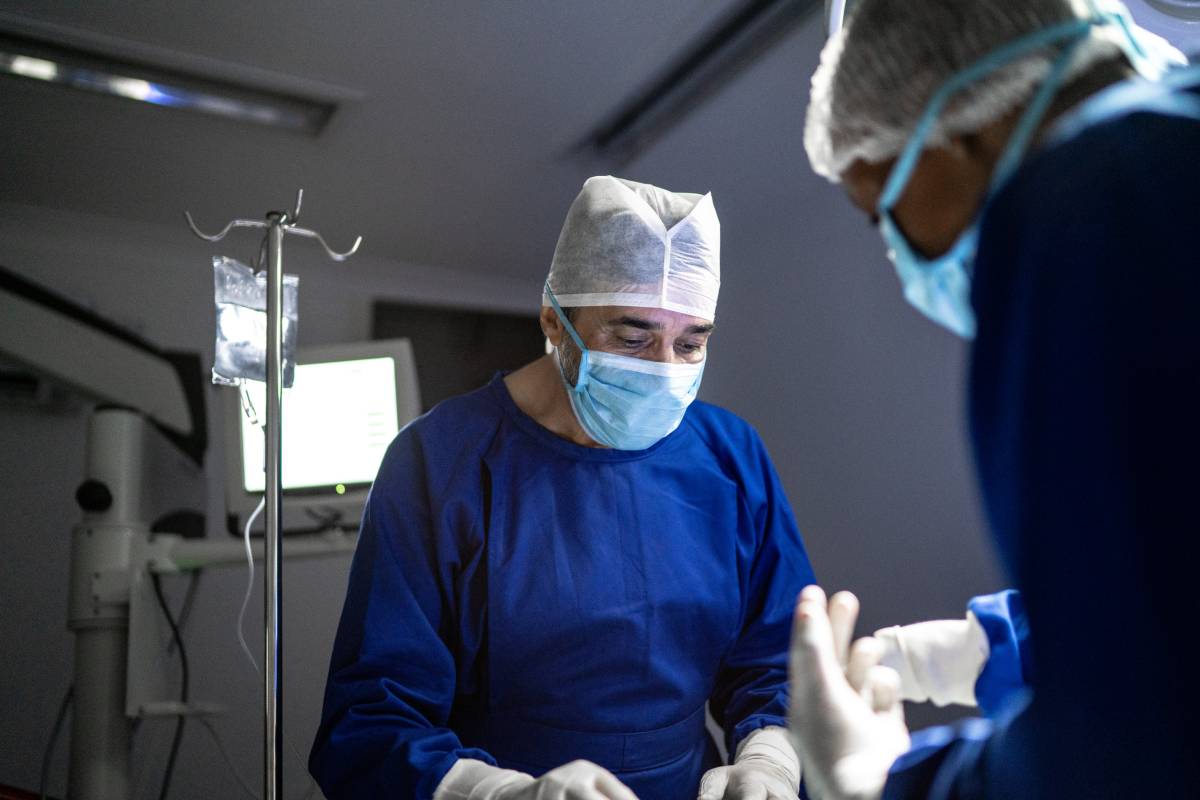 Current Research in Bioadhesives and Hemostats