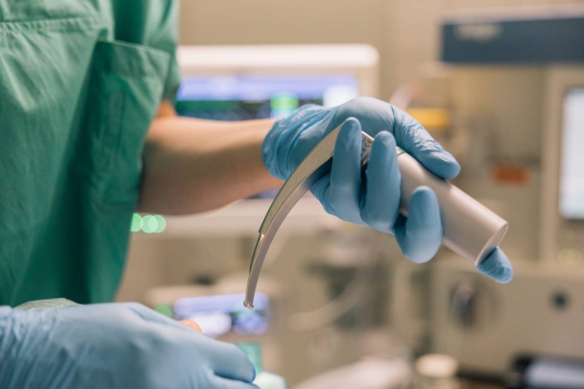 Types of Blades for Direct Laryngoscopy