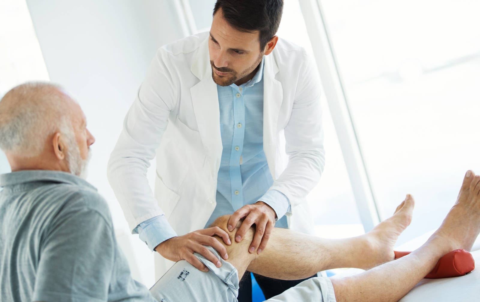 Effectiveness of Progressive Mobility Programs on the Functional States of ICU Patients